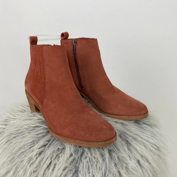 Frye Alton Chelsea Suede Boot Rosewood Size 8 NEW - Picture 3 of 9